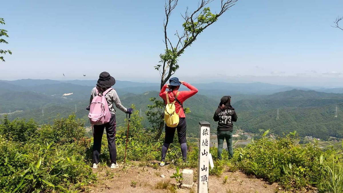 島根県安来市広瀬町にある「猿隠山」からの景色