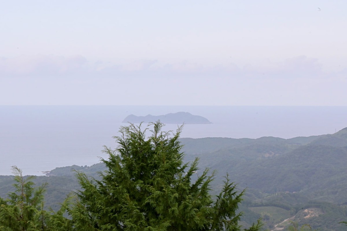 島根県益田市にある「比礼振山」の山頂からの眺め