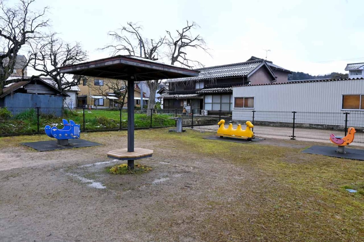 鳥取県西伯郡伯耆町にある『伯耆溝口駅』周辺の公園