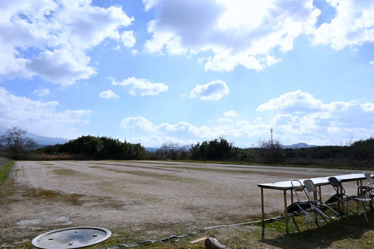 鳥取県米子市にある『八幡神社』近くの河川敷