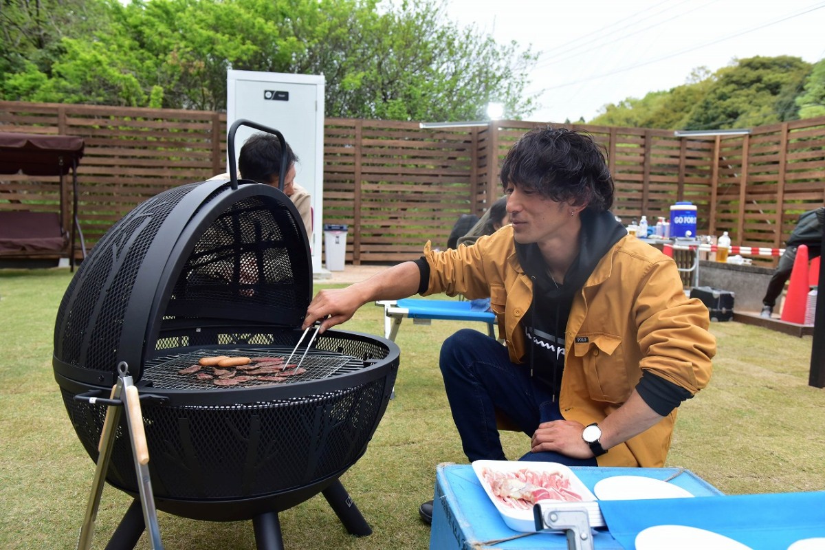 島根県松江市にオープンしたドッグパーク『MiniatureGarden』の施設内の様子