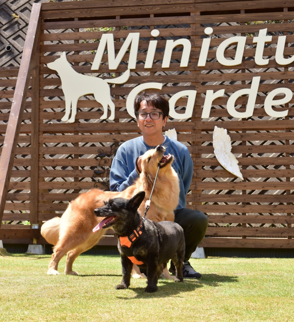 島根県松江市にオープンしたドッグパーク『MiniatureGarden』の施設内の様子