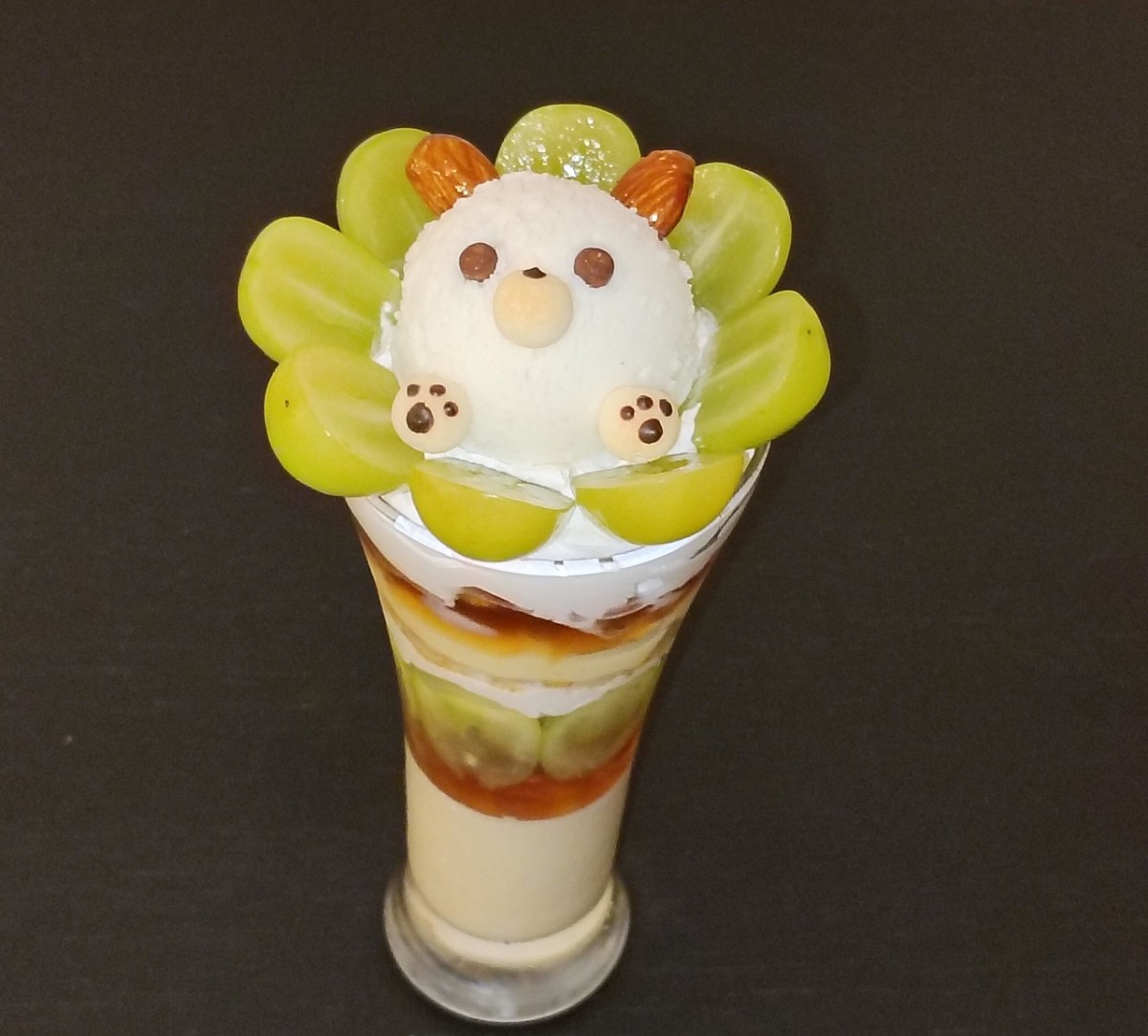 鳥取県米子市にオープンした『Cafe Poco Loco』のスイーツメニュー