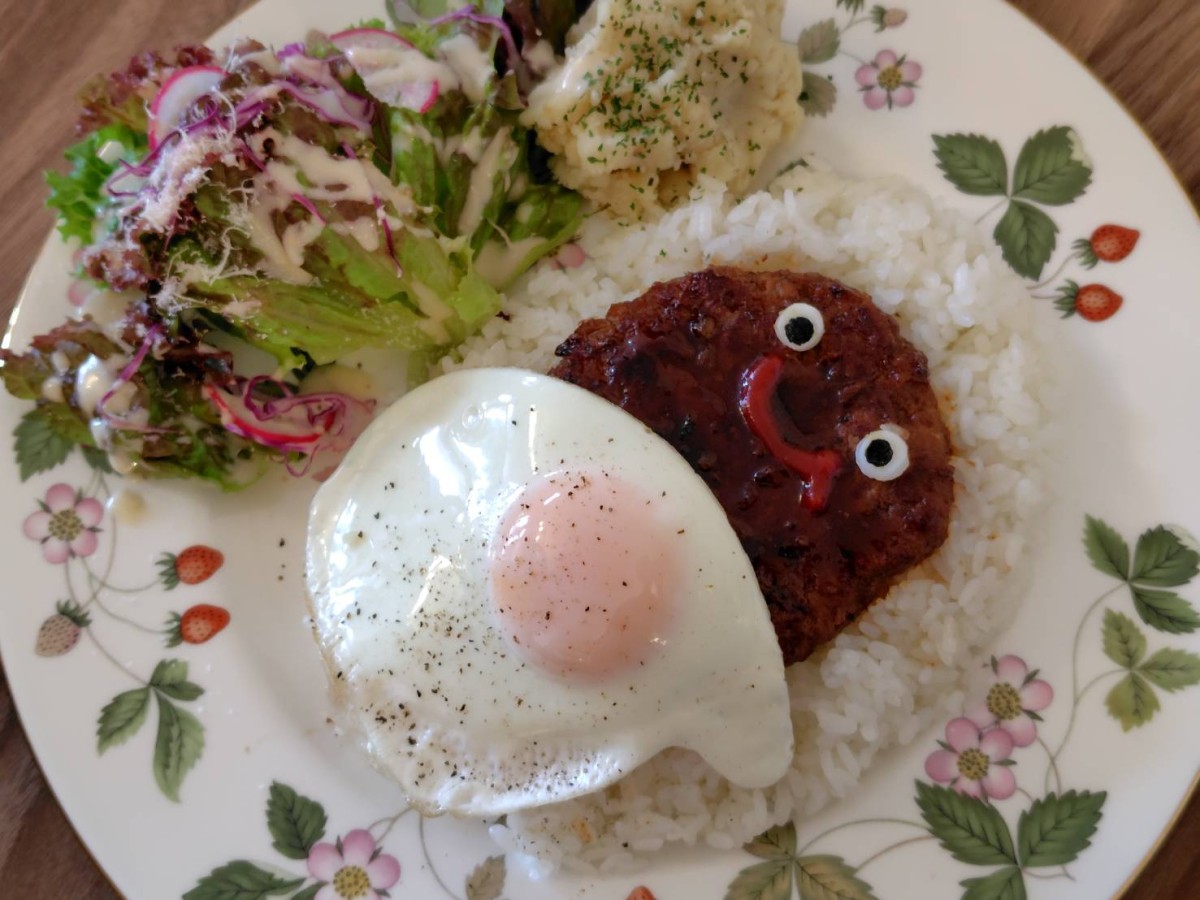 鳥取県米子市にオープンした『Cafe Poco Loco』のメニュー