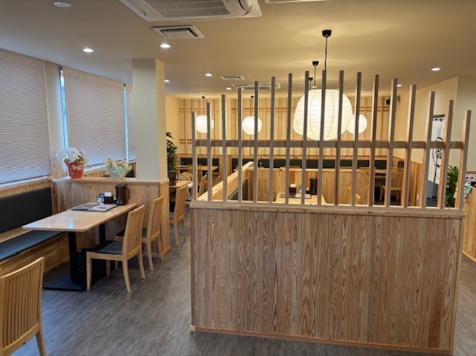 鳥取県鳥取市にオープンした『とろけるハンバーグ福よし鳥取店』の店内の様子