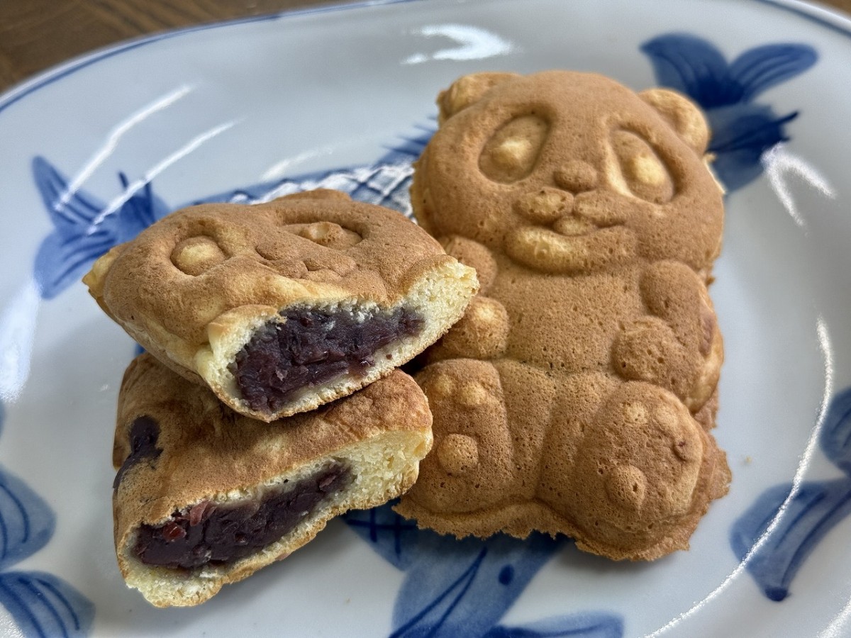 鳥取県米子市にある『いしくら餅店』のパンダ焼き