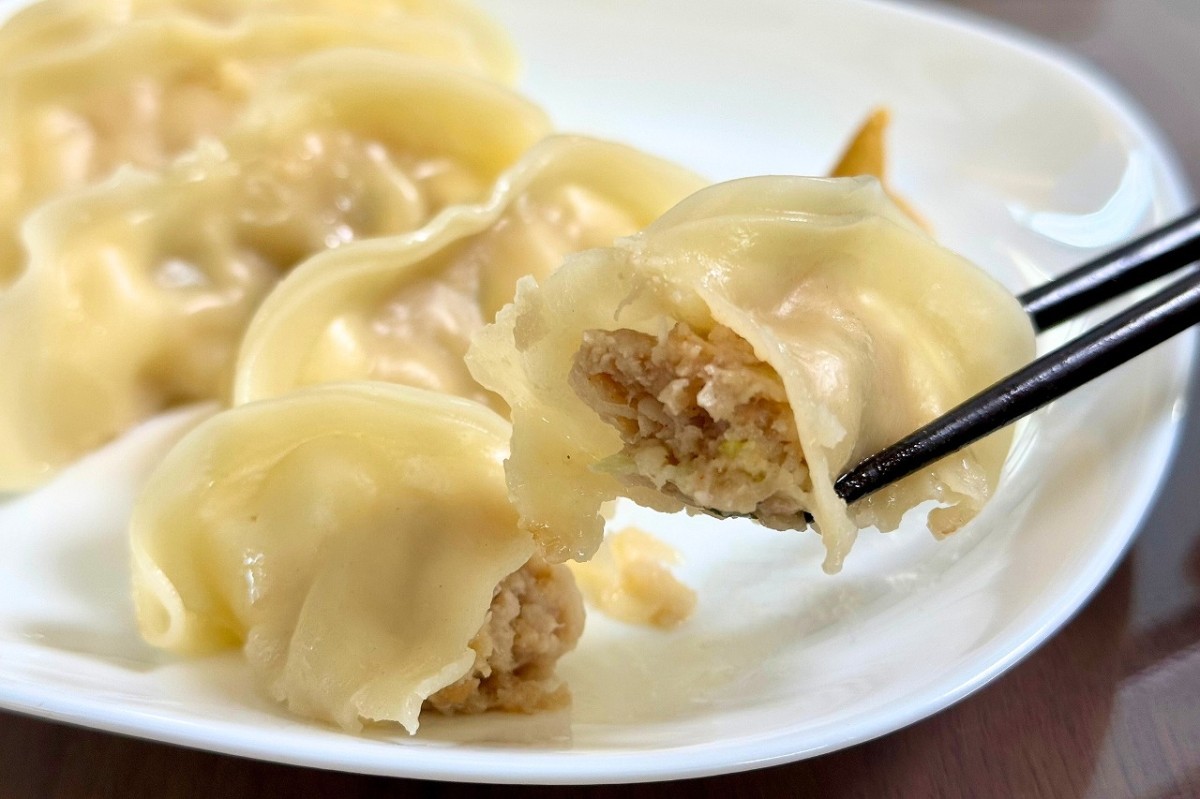 島根県出雲市にあるギョウザ＆ラーメン自販機『餃子コレクション』の商品