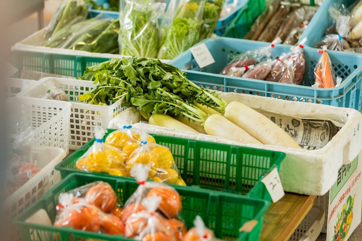 鳥取県鳥取市の日帰り温泉施設『湯谷荘』の野菜市