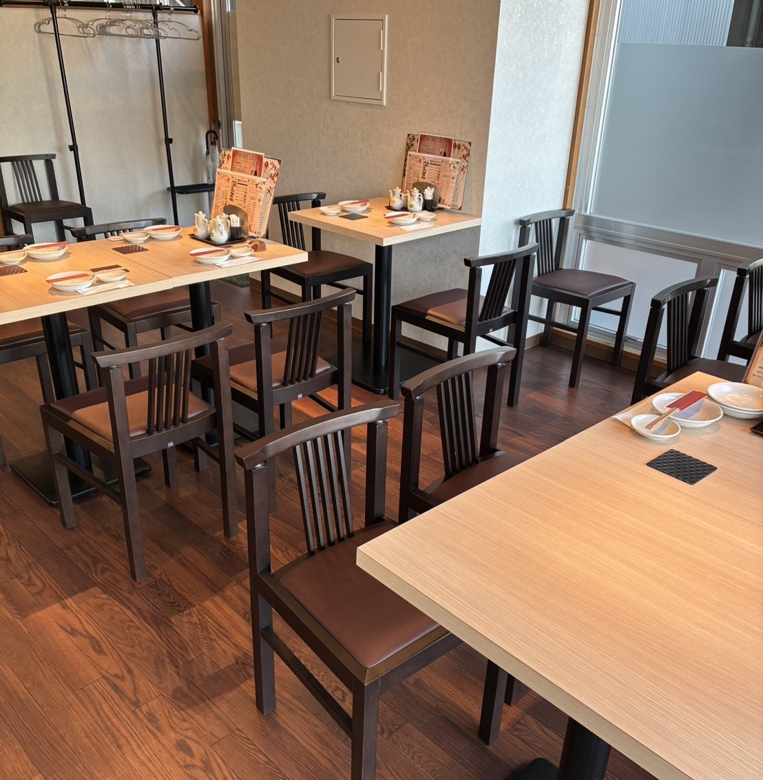 島根県松江市にオープンした中華ダイニング『China Dining DaiRen』の店内の様子