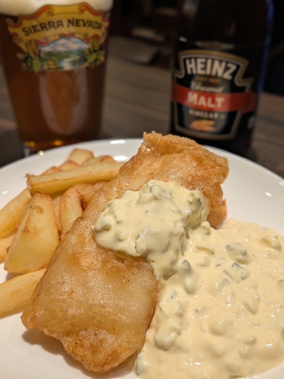 島根県松江市にオープンした『ワールドビアキッチン』の料理