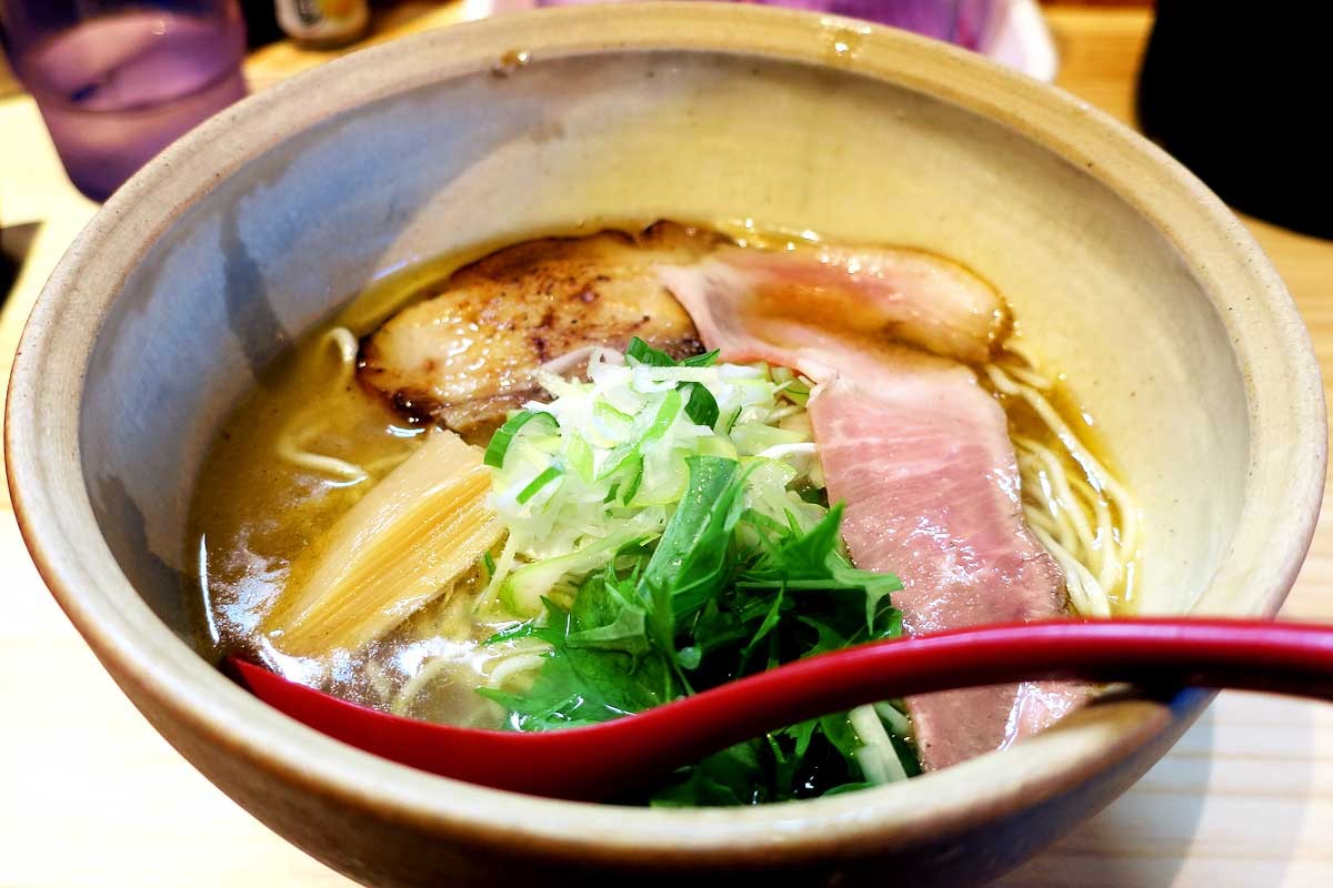 島根県松江市にオープンしたラーメン店『ゴイケヤ』のラーメン