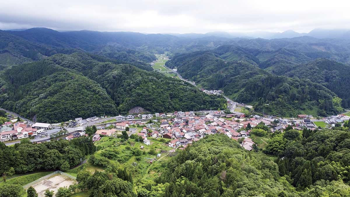 雲南市「田部グループ」の株式会社 たなべたたらの里