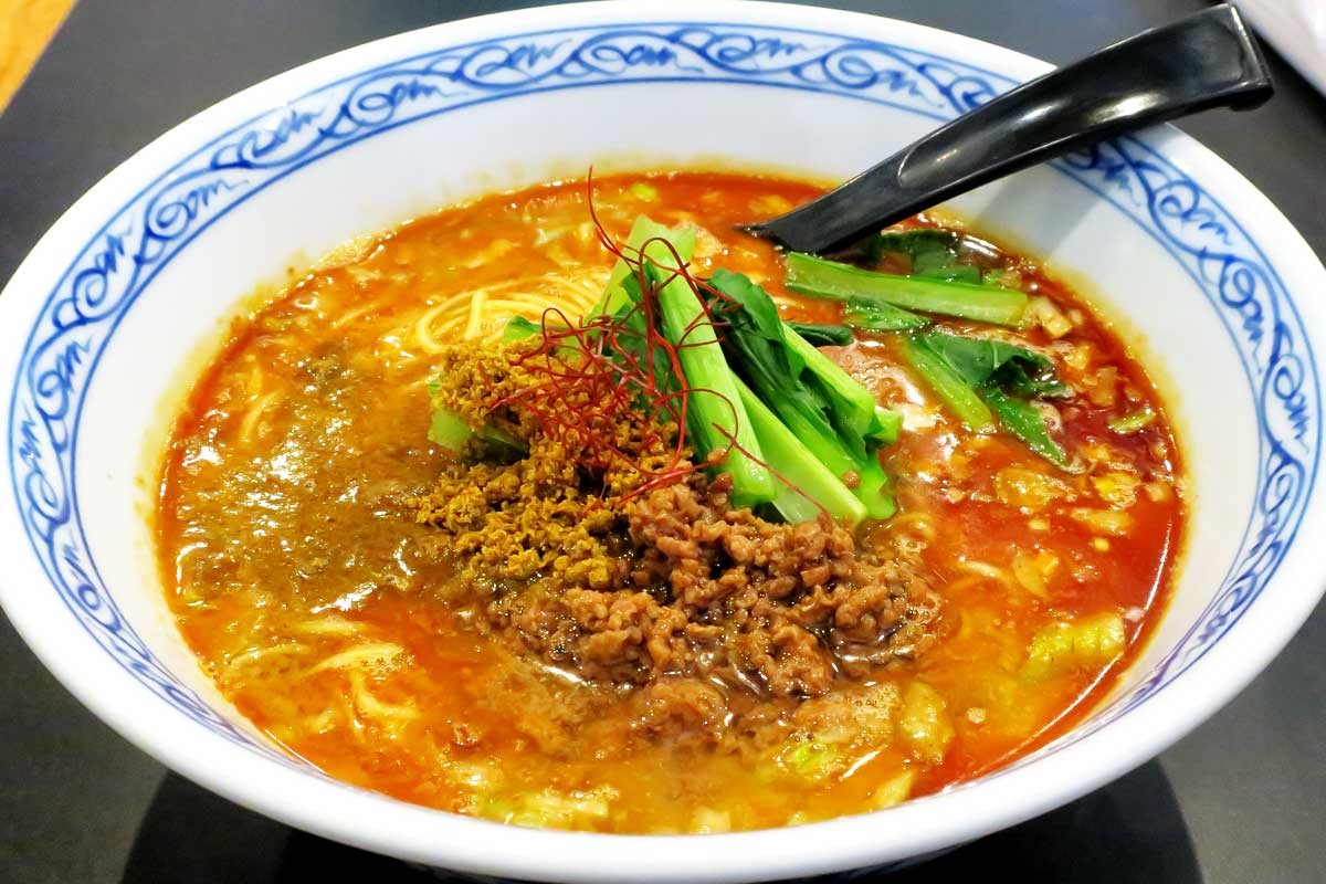 島根県松江市の人気ラーメン店『拉麺かもす』の「カレー担々麺」