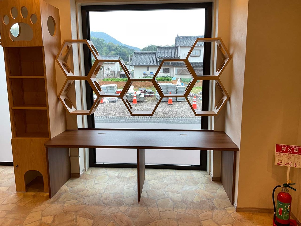 島根県松江市にオープンした『猫猫の森』の内観