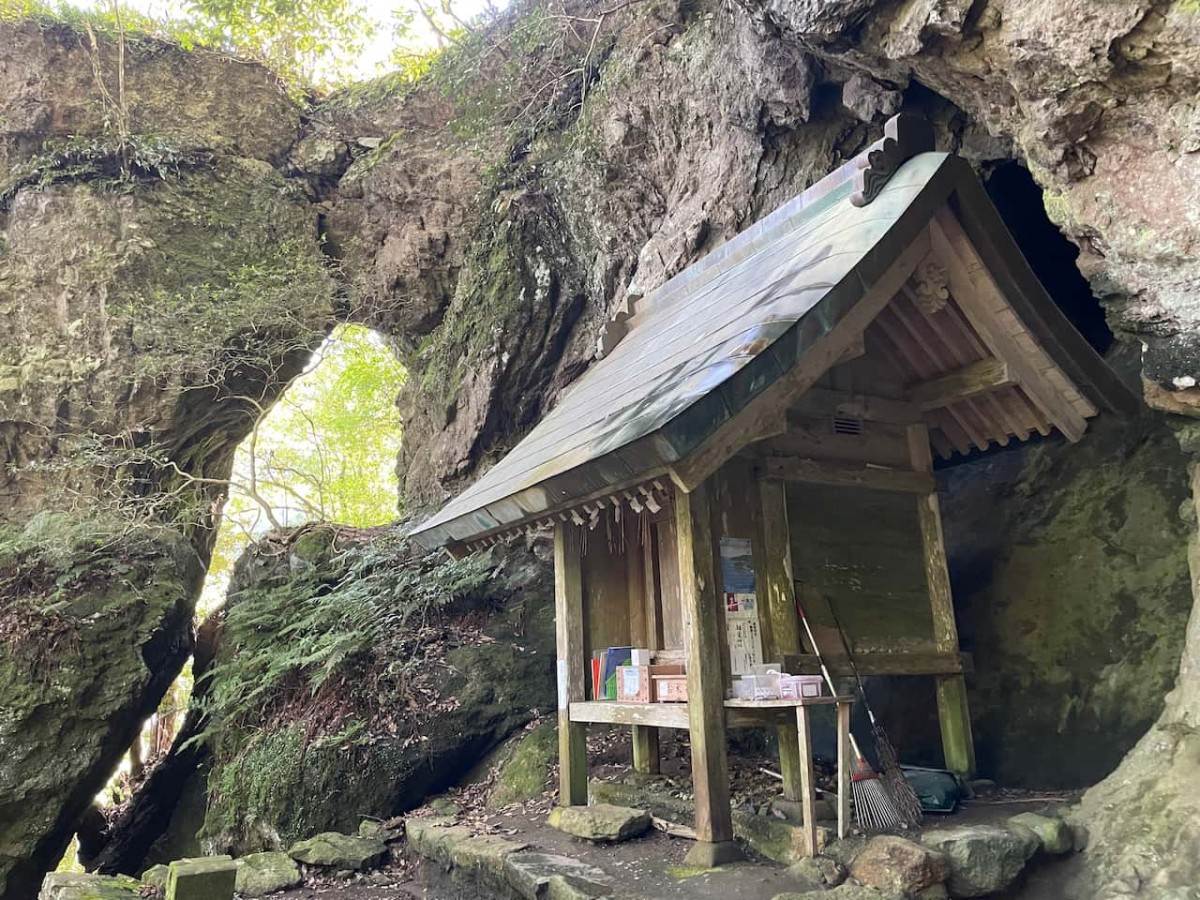 島根県出雲市にある『韓竈神社』の社