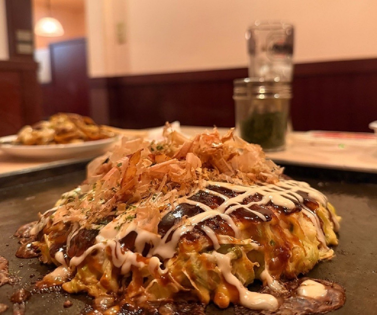 東伯郡琴浦町にある『風の街 東伯店』のお好み焼き