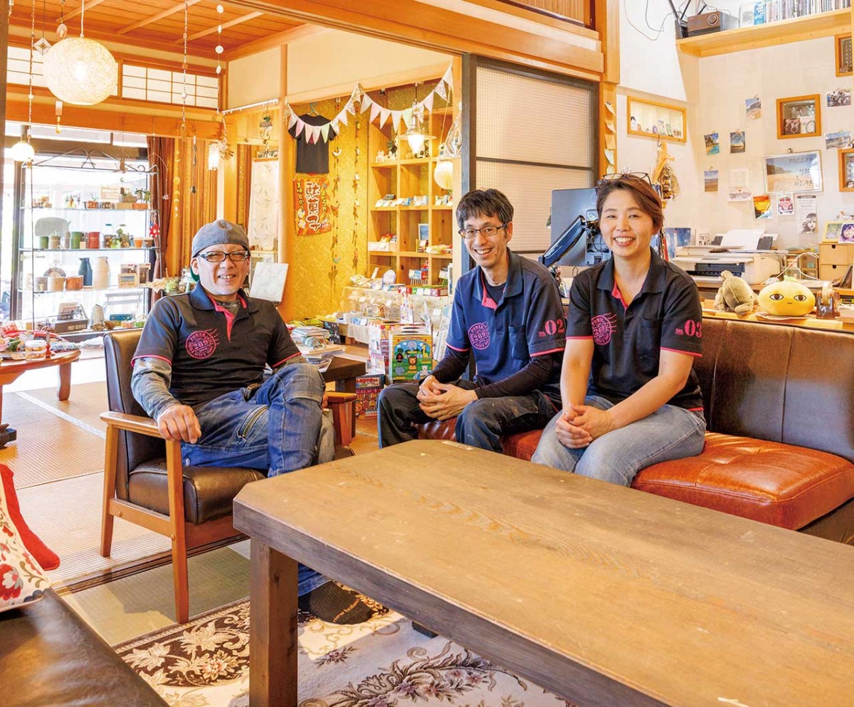 松江市の工務店・FROG POWERの社員さんたち