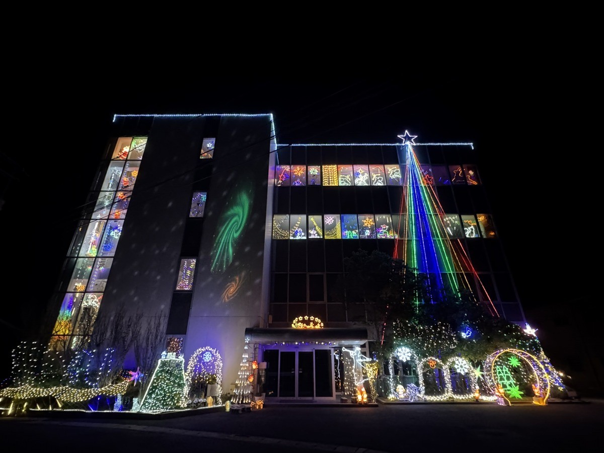 松江市東出雲町『エステック』のイルミネーション