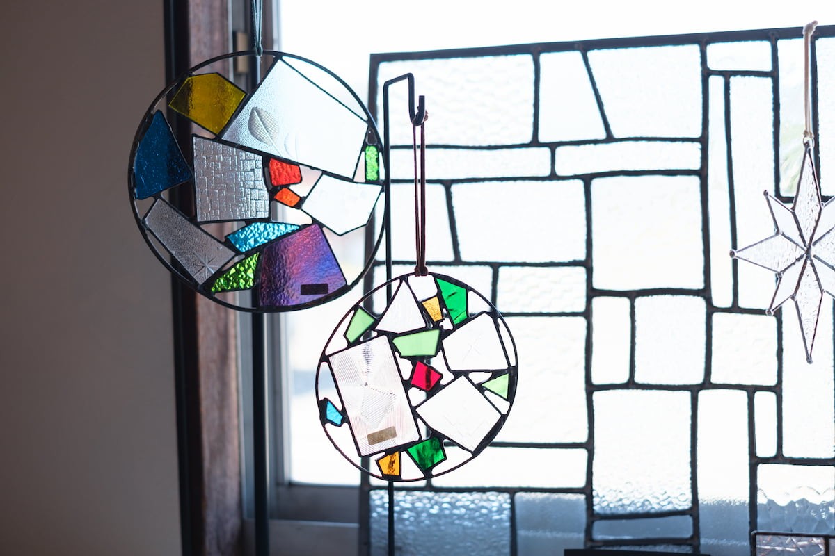 安来市の古道具とガラスのお店『びいだま舎』のイメージ