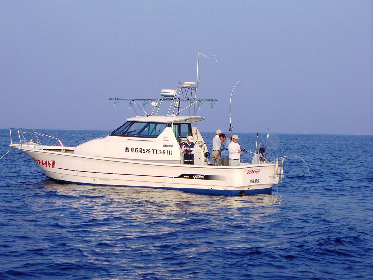 鳥取県米子市にある『皆生温泉マリンクラブ』での船釣り体験のイメージ