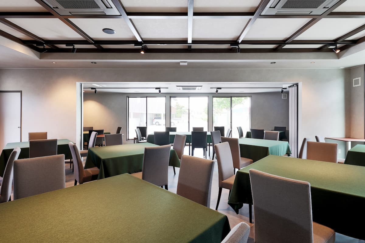 松江市のレストラン「レストランナチュール」の内観