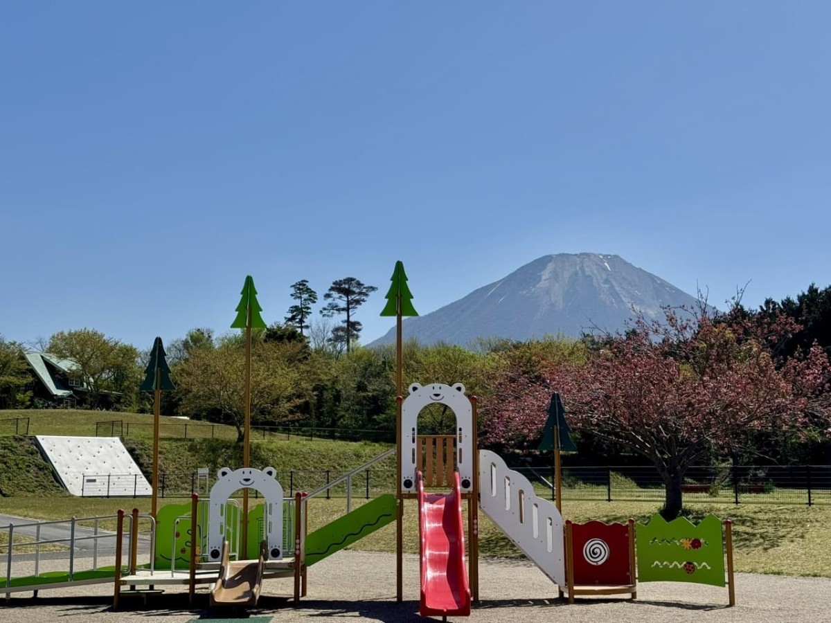 鳥取県西伯郡伯耆町にある『伯耆町総合スポーツ公園』のイメージ
