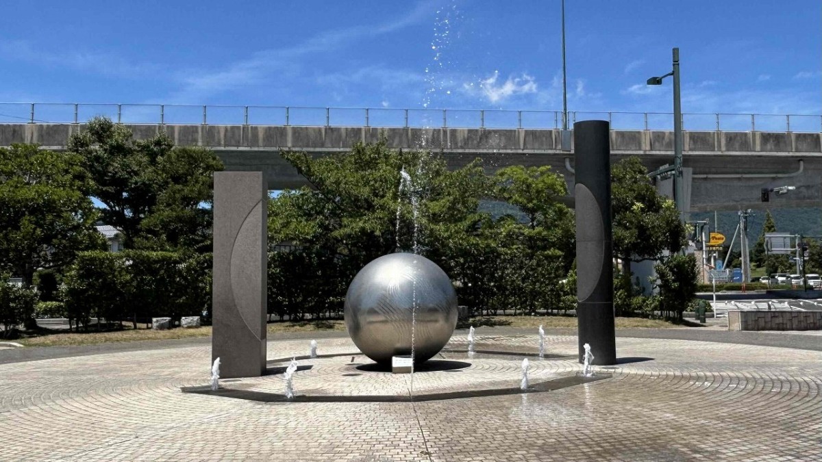 島根県出雲市の水遊びスポット『姫原西公園』の様子