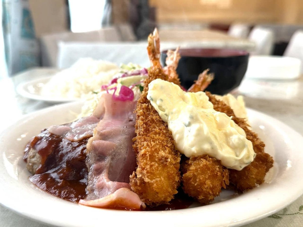 松江市『カフェレスト飛翔』のランチ