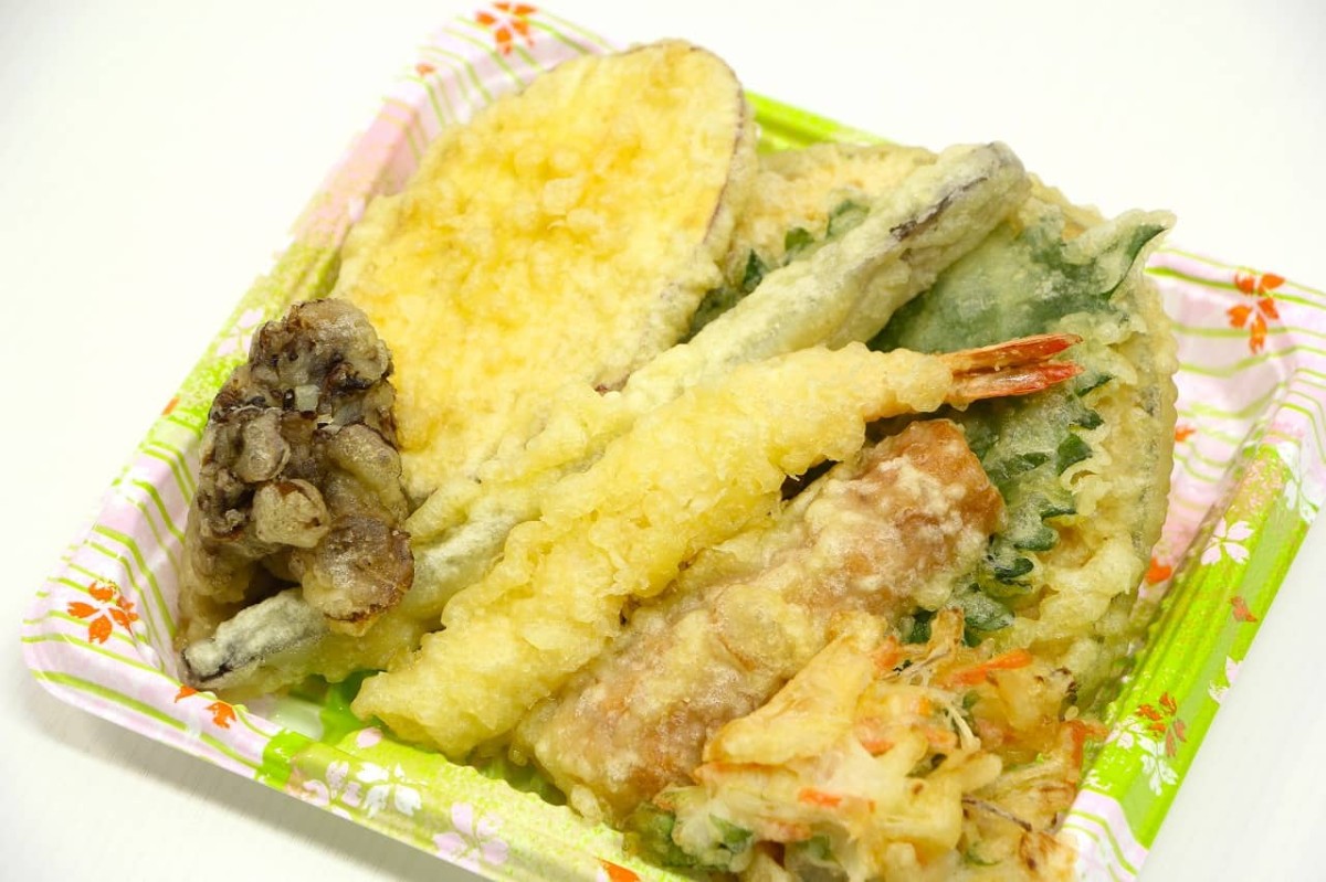 島根・鳥取で展開するスーパーマーケット『まるごう』で販売している惣菜_天ぷら