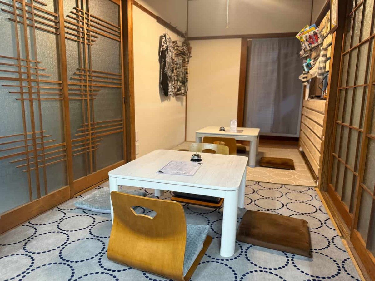 島根県安来市にある居酒屋『吞み酒場壱』の店内