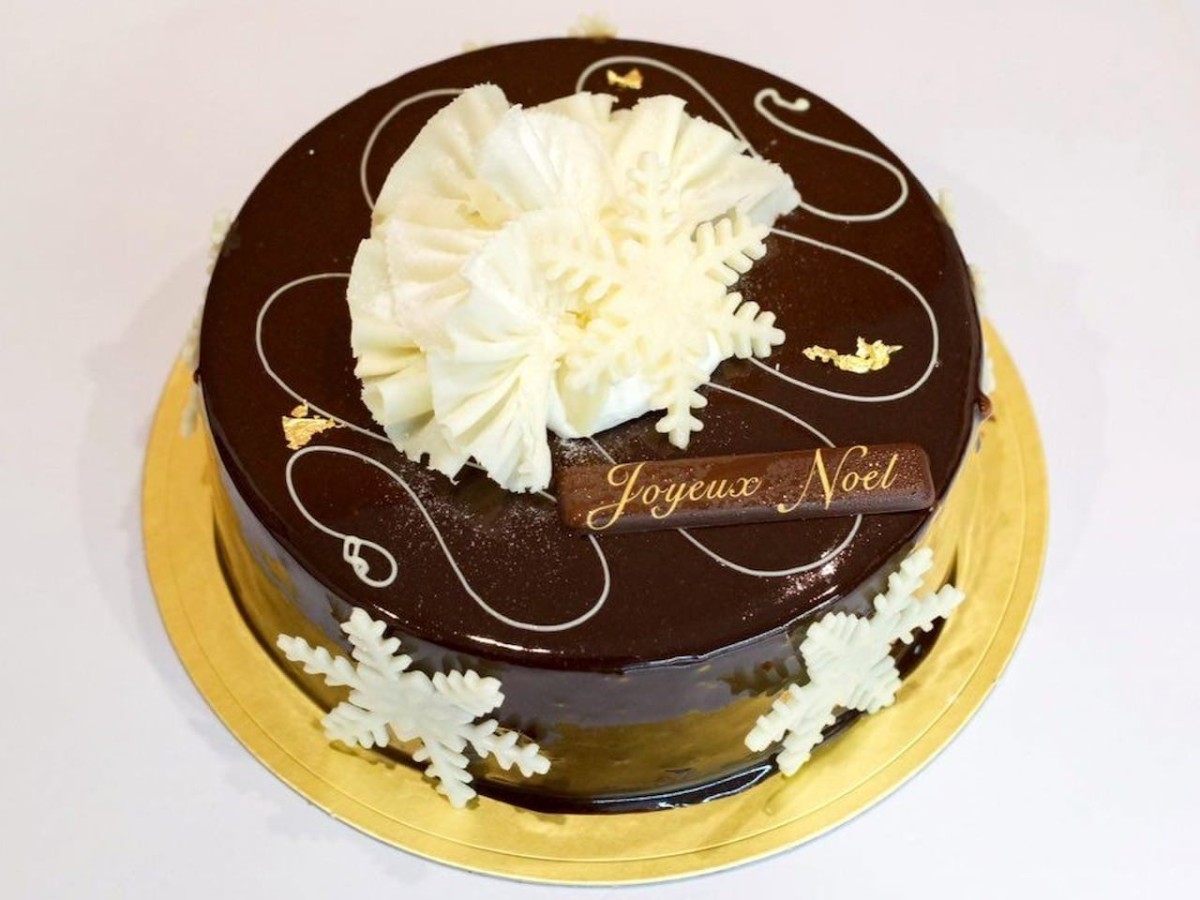 島根県松江市にあるケーキ屋『H.PIERRE（アッシュピエール）』で販売しているクリスマスケーキ_ショコラネージュ