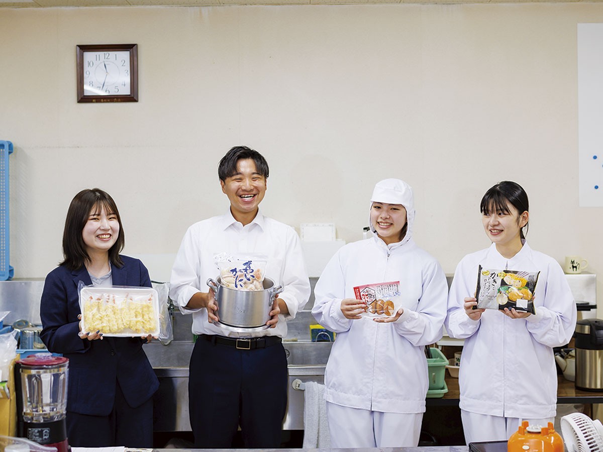 米子市「株式会社さんれいフーズ」のスタッフたち