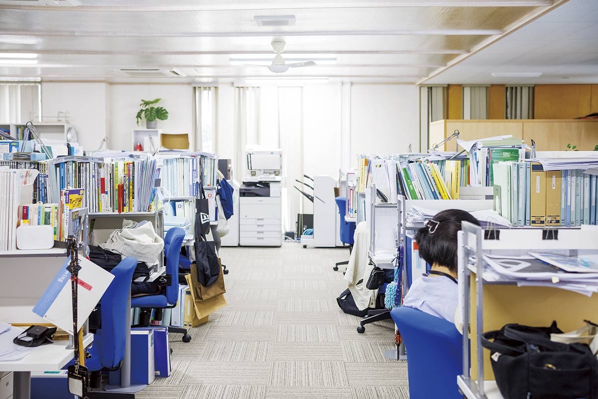 米子市「株式会社あおい総合設計」の仕事場