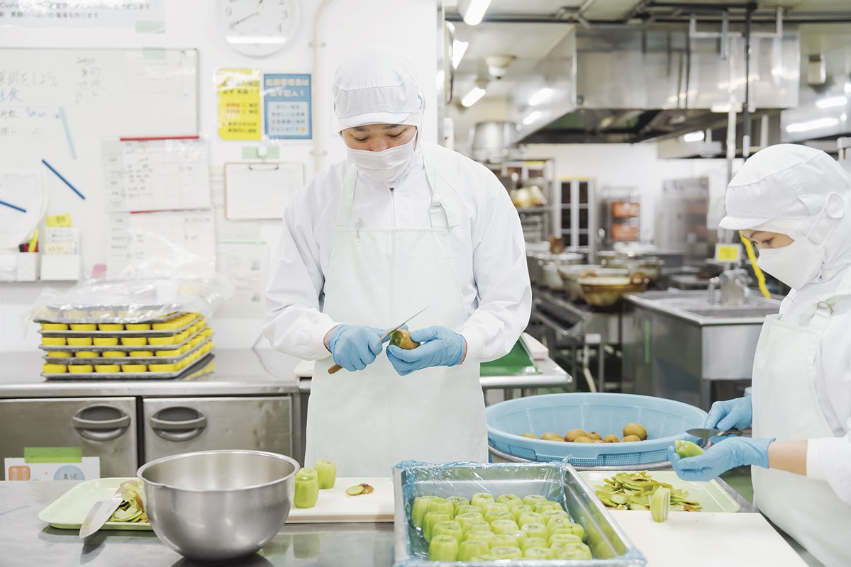 西伯郡「株式会社味屋コーポレーション」の業務風景