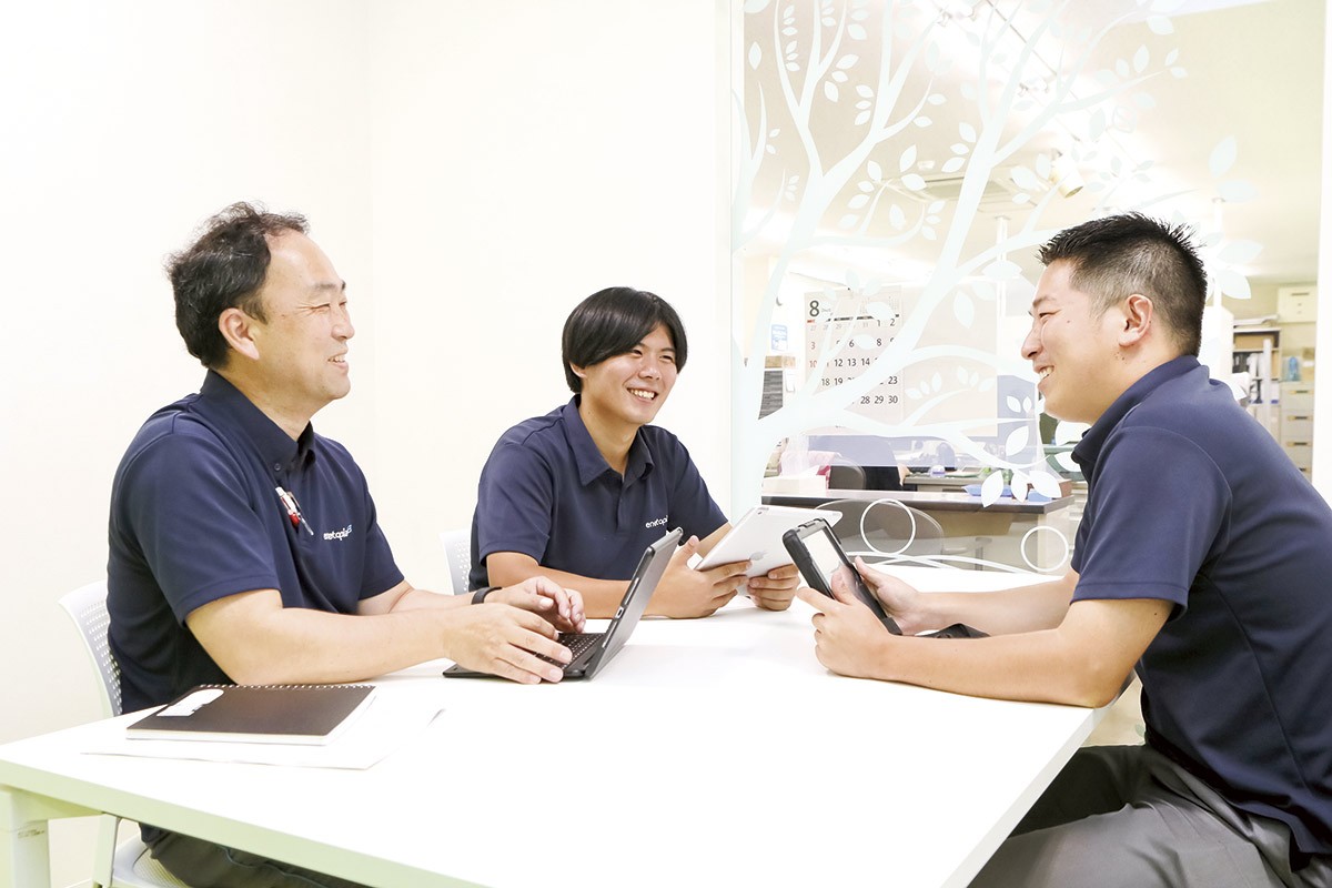 鳥取市「鳥取ガス 株式会社・鳥取ガス産業 株式会社」のスタッフたち