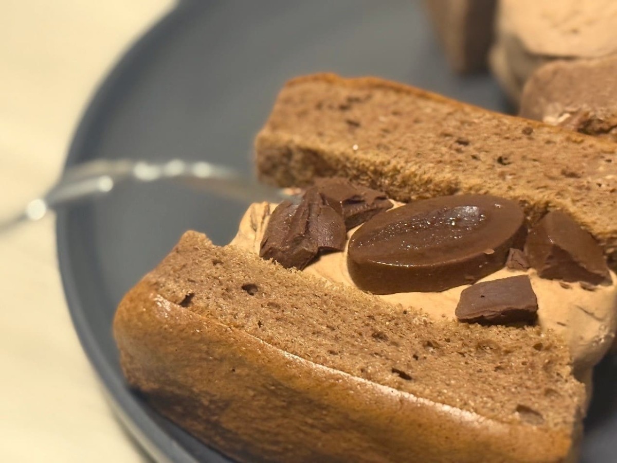 島根県松江市にある洋菓子店『HAPPYSWEETSFACTRY（ハッピースイーツファクトリー）』で販売している「生クリームサンド AWASE」