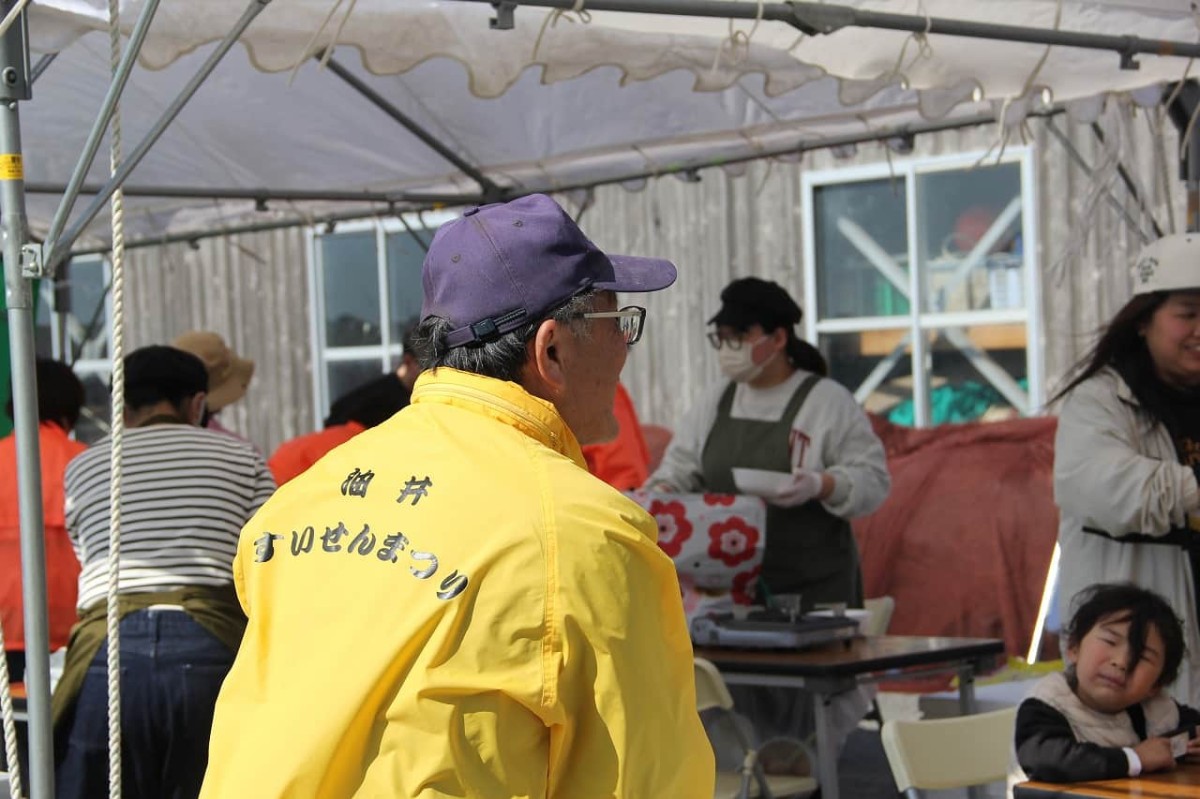 島根県隠岐郡で開催された『すいせん祭り』の主催者である大戸さん