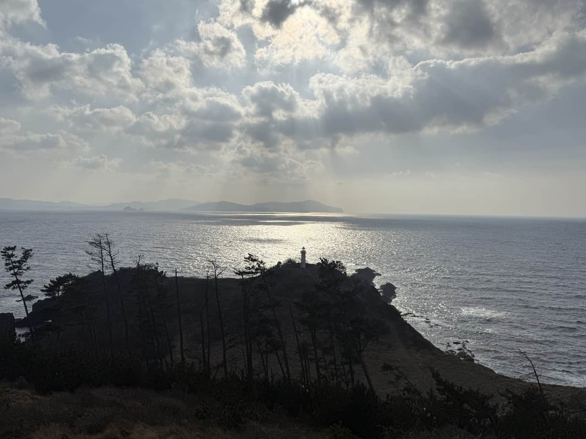 島根県隠岐郡隠岐の島町にある『那久岬』の景色