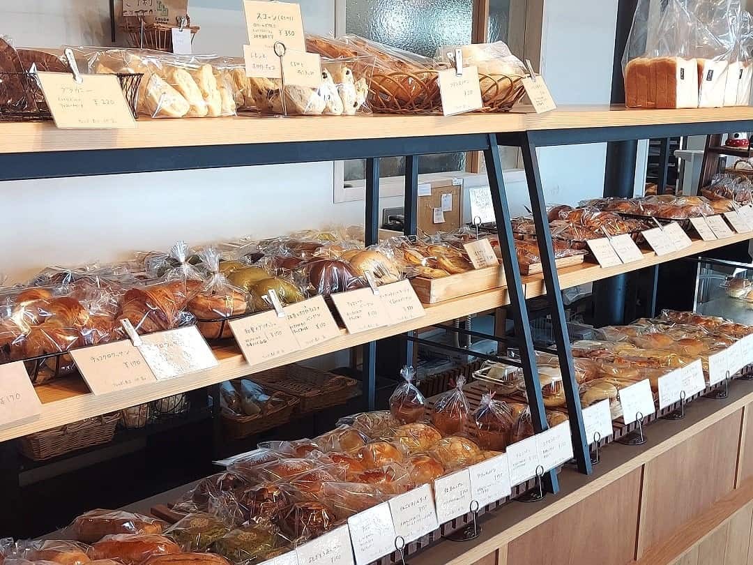 島根県大田市にあるベーカリー『パン工房ドルチェ・ビータ』の店内