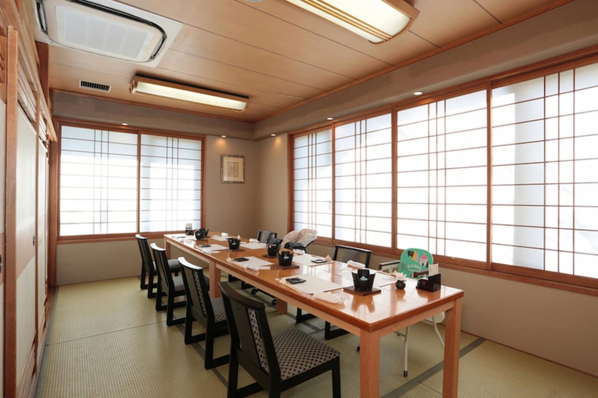 鳥取県米子市にある『海鮮れすとらん 四季庵』の店内