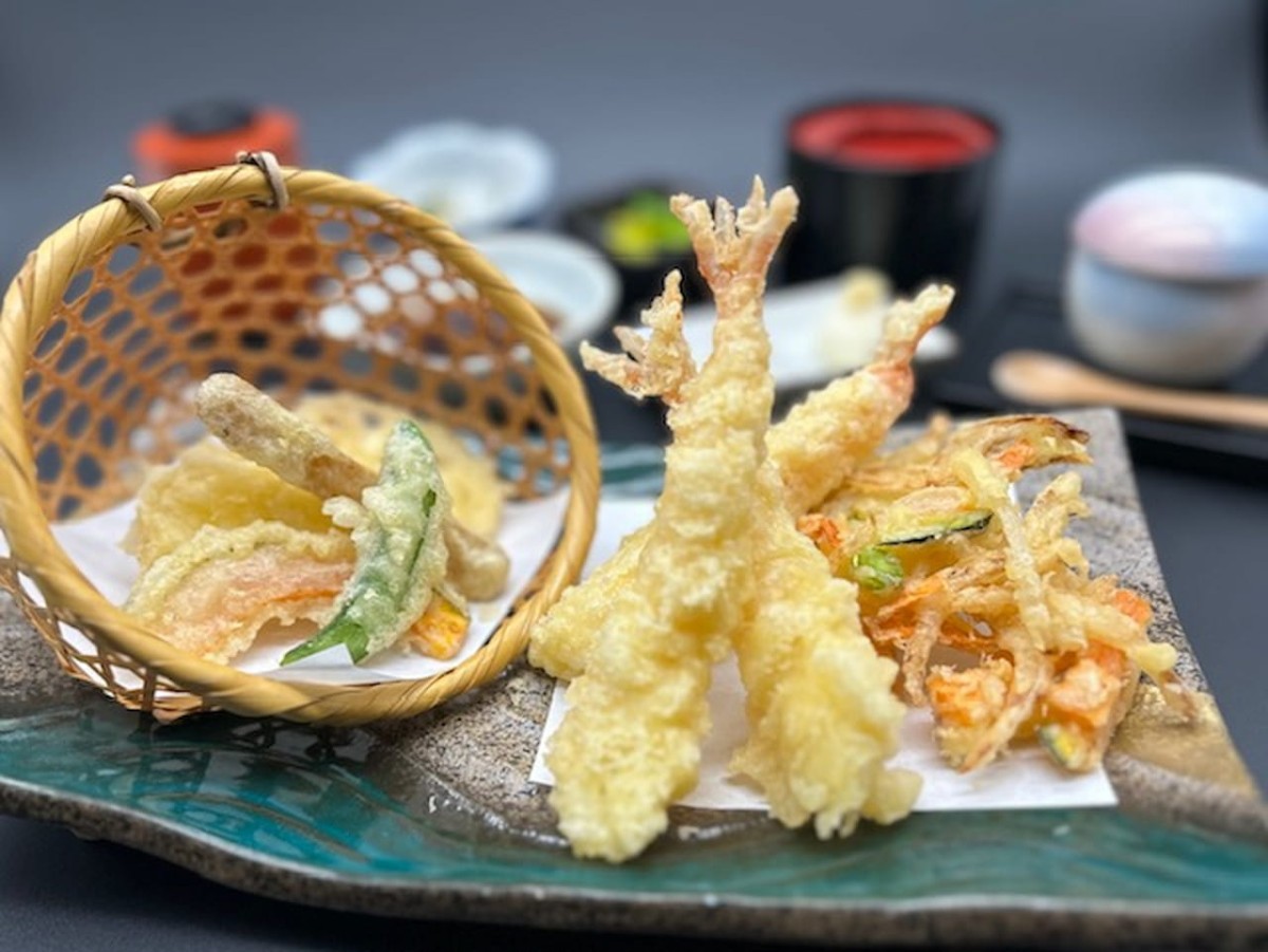 鳥取県米子市にある『海鮮れすとらん 四季庵』で販売している「天ぷら定食」