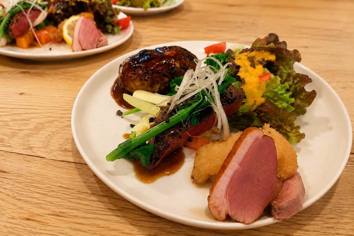 鳥取県米子市にある『FORESTA（フォレスタ）』で販売している平日限定ランチ