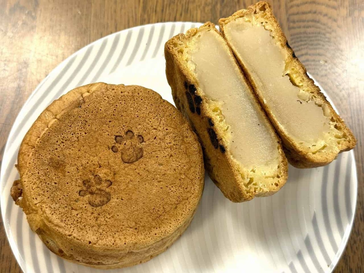 鳥取県米子市にある『mokumokucafe』で販売している大判焼き_白あん