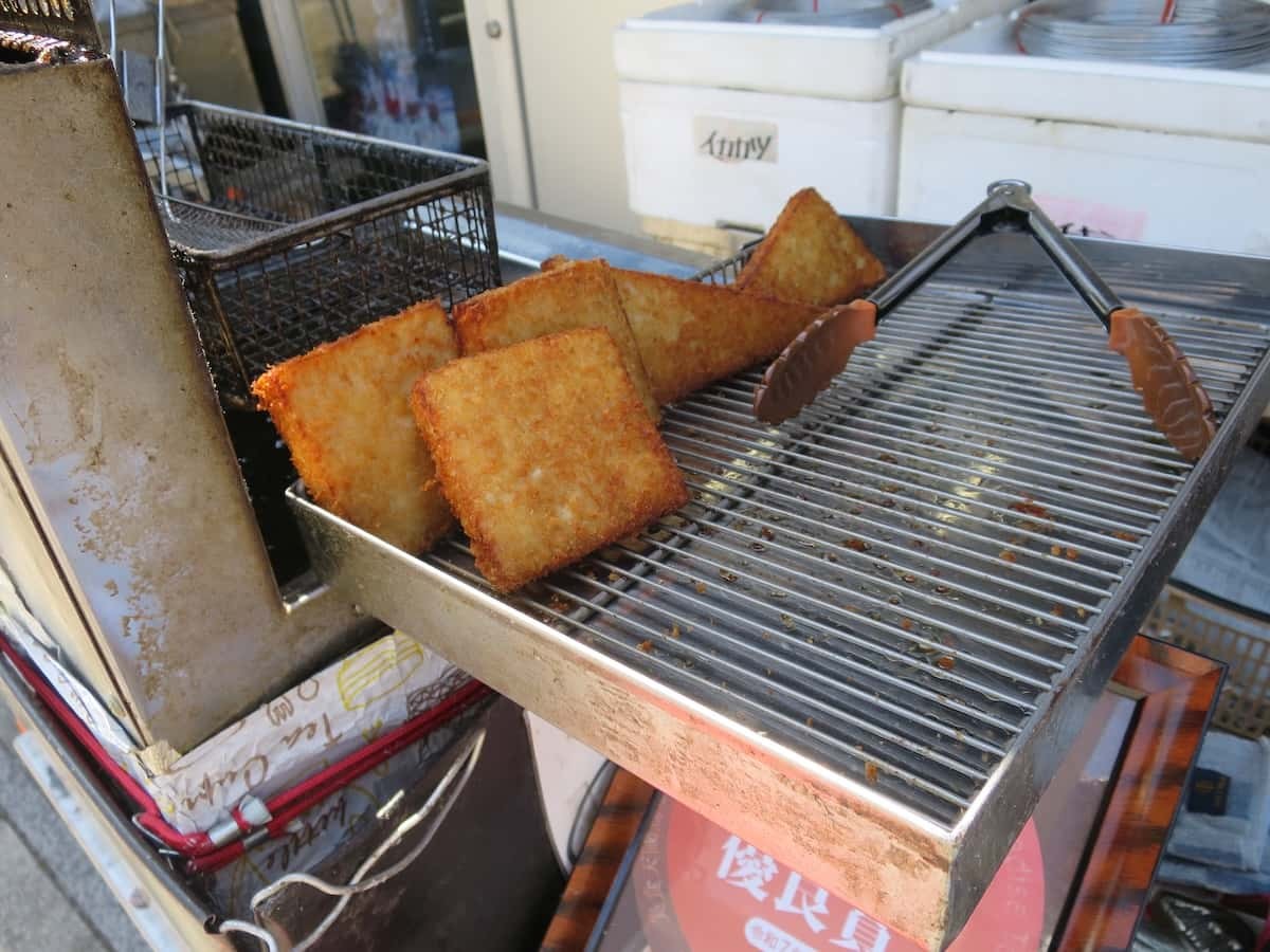鳥取県境港市にある『さかいみなと銀座市場』の名物グルメ