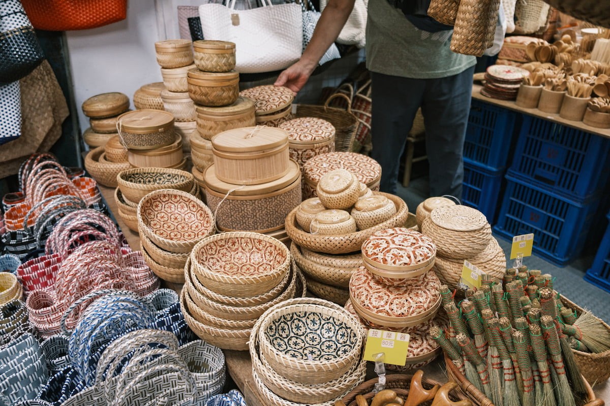 台湾の問屋街「迪化街」にある『高建桶店』の店内