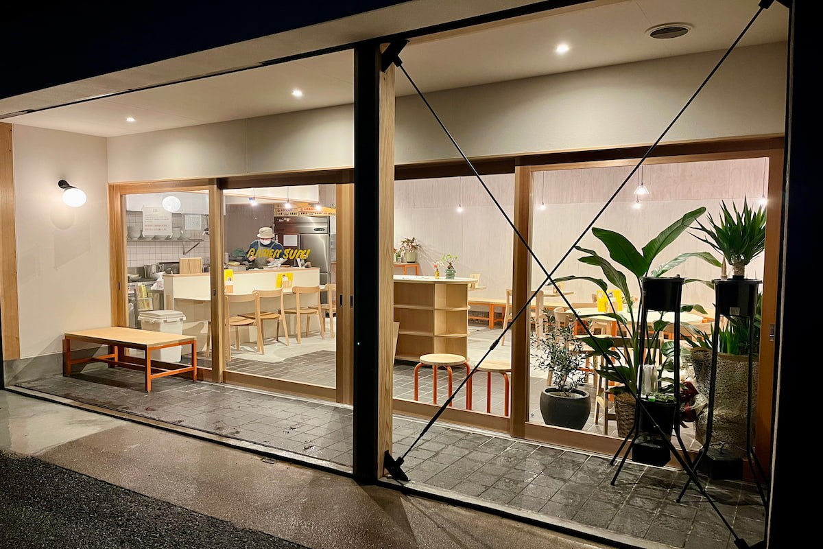 島根県出雲市のラーメン店『RAMEN SUN!』の外観