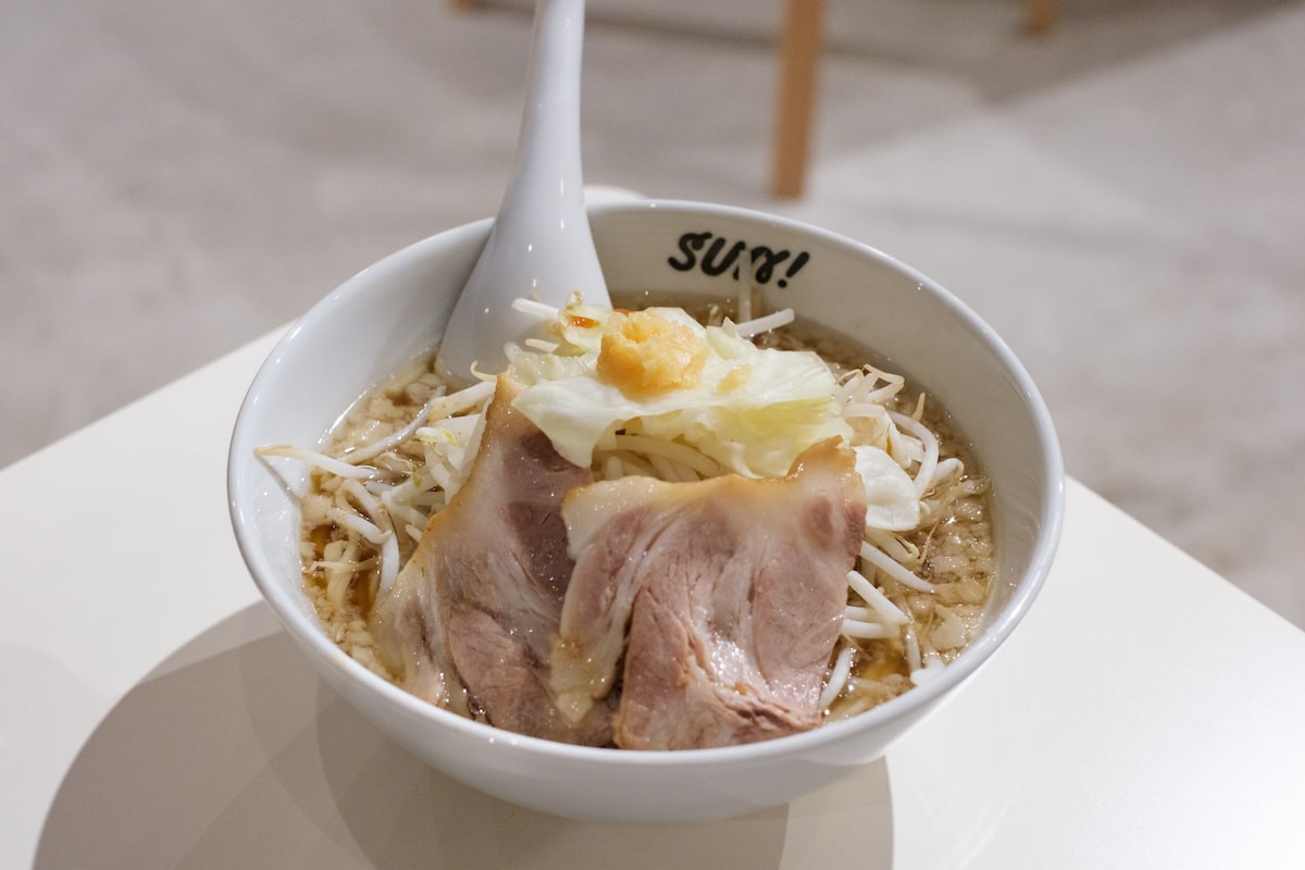 島根県出雲市のラーメン店『RAMEN SUN!』の「豚そば」