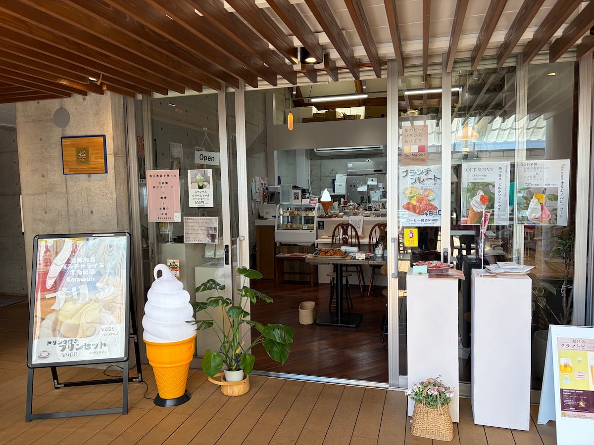 島根県松江市のスイーツ店『Kenasun』の外観