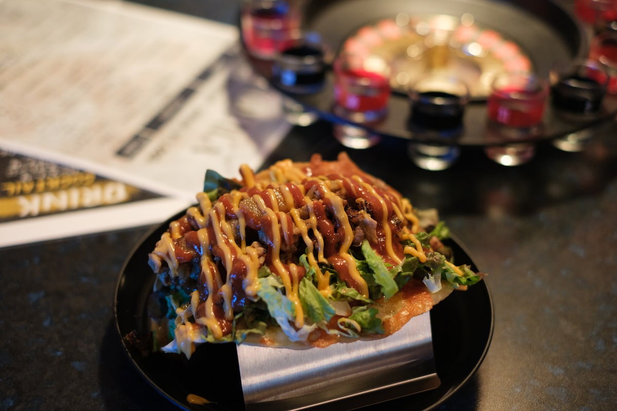 島根県松江市のタコスバー『TACOS BAR RED WOLFZ』のタコス