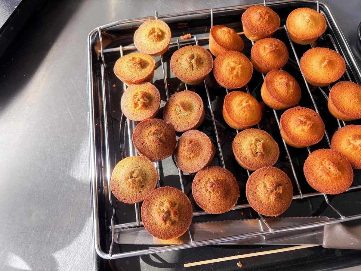 出雲市平田町の『おやつ工房Lukka』の「フィナンシェ」。